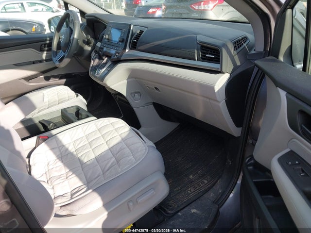 Honda ODYSSEY LX 2018 5FNRL6H25JB013918 Image 5