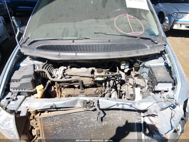 2006 Chrysler Town & Country Limited მანქანა იყიდება აუქციონზე, vin: 2A8GP64L06R821849, აუქციონის ნომერი: 44742905
