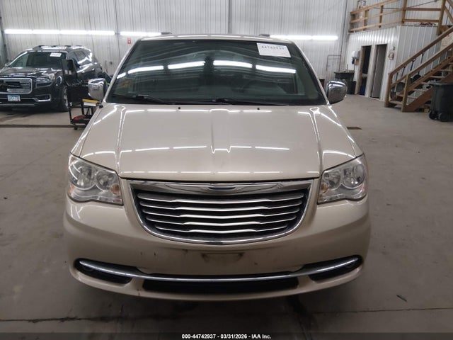 2014 Chrysler Town & Country Touring-l მანქანა იყიდება აუქციონზე, vin: 2C4RC1CGXER464004, აუქციონის ნომერი: 44742937
