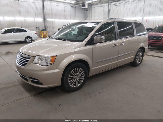 2014 Chrysler Town & Country Touring-l მანქანა იყიდება აუქციონზე, vin: 2C4RC1CGXER464004, აუქციონის ნომერი: 44742937