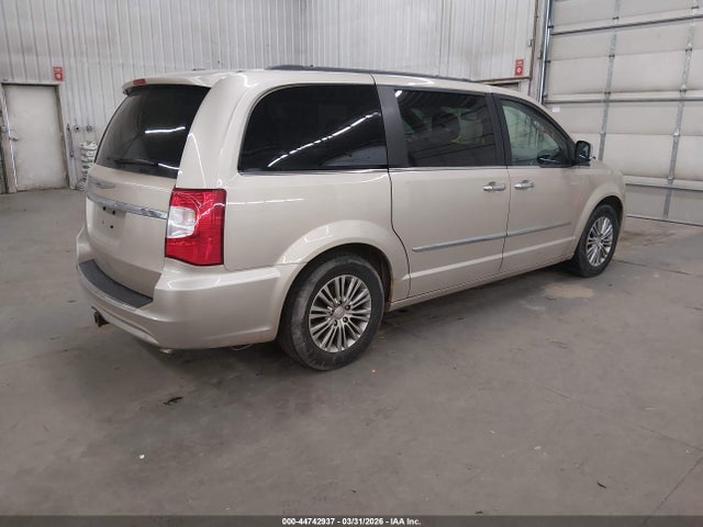2014 Chrysler Town & Country Touring-l მანქანა იყიდება აუქციონზე, vin: 2C4RC1CGXER464004, აუქციონის ნომერი: 44742937