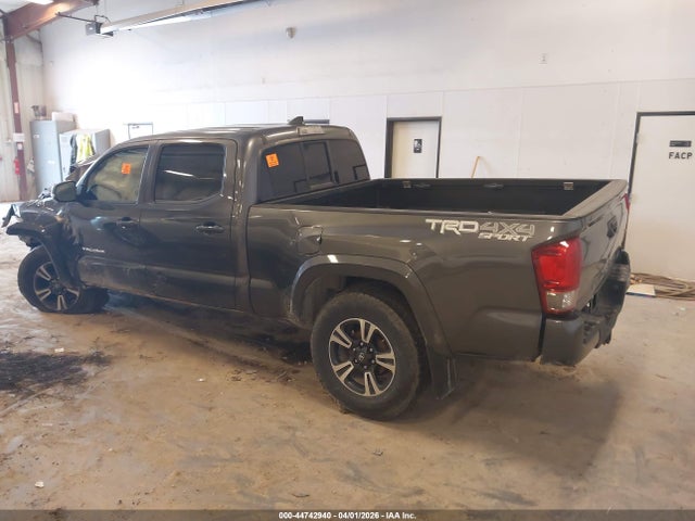 Продажа на аукционе авто 2016 Toyota Tacoma Sr5, vin: 5TFDZ5BN6GX002298, номер лота: 44742940