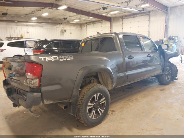 Продажа на аукционе авто 2016 Toyota Tacoma Sr5, vin: 5TFDZ5BN6GX002298, номер лота: 44742940