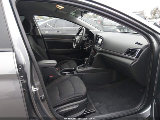 5NPD84LF7JH286676 Hyundai ELANTRA SEL