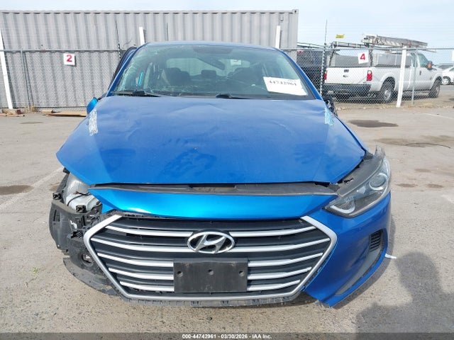 5NPD84LF9JH291636 Hyundai ELANTRA SEL