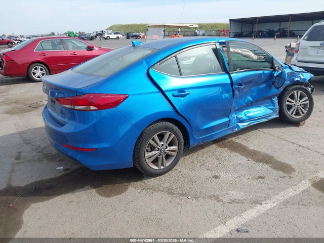 5NPD84LF9JH291636 Hyundai ELANTRA SEL