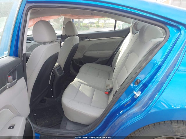 5NPD84LF9JH291636 Hyundai ELANTRA SEL