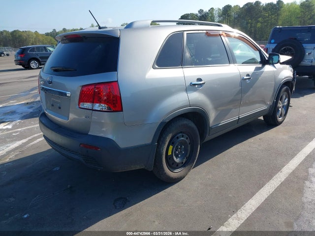2013 Kia Sorento Ex მანქანა იყიდება აუქციონზე, vin: 5XYKUDA6XDG391827, აუქციონის ნომერი: 44742966