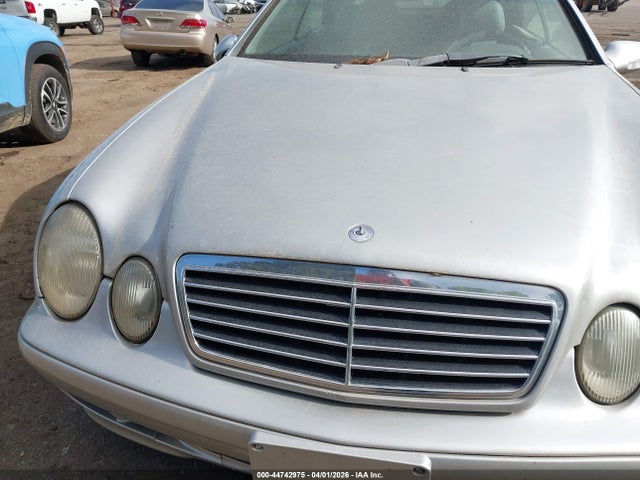 Aukcja sprzedaży 2000 Mercedes-benz Clk 320, vin: WDBLK65G1YT039513, numer aukcji: 44742975