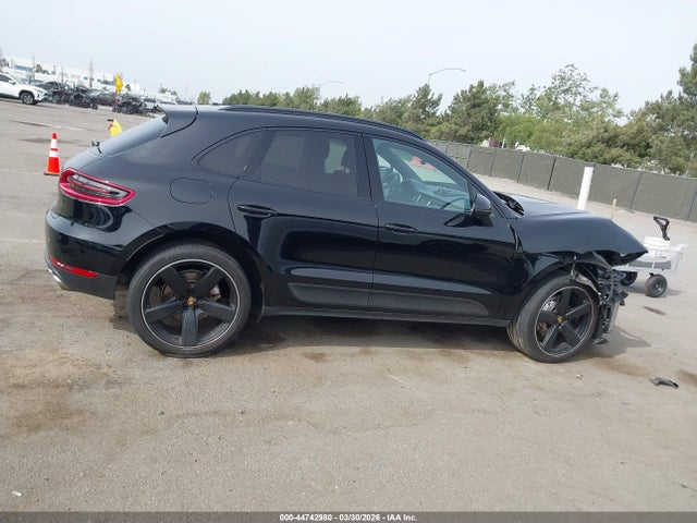 Porsche MACAN S 2016 WP1AB2A53GLB49823 Image 14
