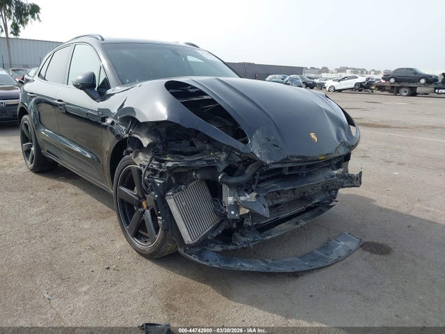 2016 PORSCHE MACAN WP1AB2A53GLB49823 Photo 5