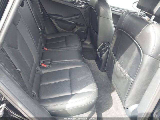 2016 PORSCHE MACAN WP1AB2A53GLB49823 Photo 7