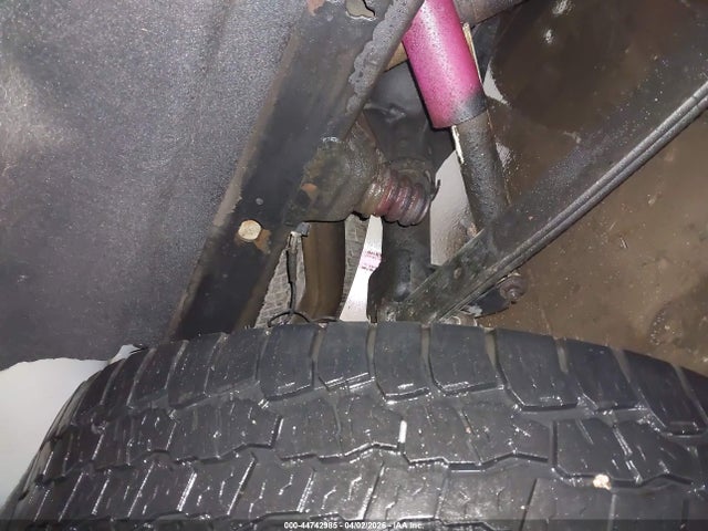 3GCUKSEC8HG248000 Chevrolet Silverado 1500 2lz