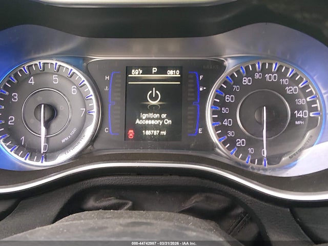 2015 Chrysler 200 Limited მანქანა იყიდება აუქციონზე, vin: 1C3CCCAB3FN746836, აუქციონის ნომერი: 44742987