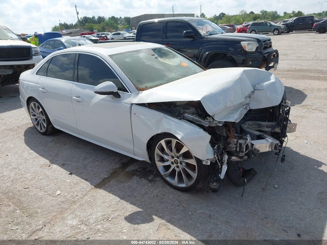 2021 AUDI A4 WAUEAAF44MA037195