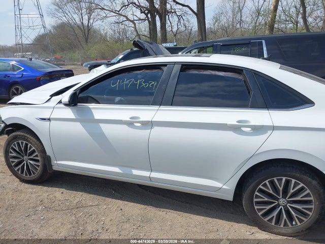 44743029 :رقم المزاد ، 3VWE57BU8KM041845 vin ، 2019 Volkswagen Jetta 1.4t Sel مزاد بيع
