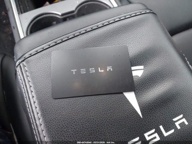 2023 Tesla Model Y Performance Dual Motor All-wheel Drive მანქანა იყიდება აუქციონზე, vin: 7SAYGDEF4PF808076, აუქციონის ნომერი: 44743045