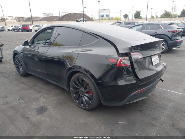2023 Tesla Model Y Performance Dual Motor All-wheel Drive მანქანა იყიდება აუქციონზე, vin: 7SAYGDEF4PF808076, აუქციონის ნომერი: 44743045