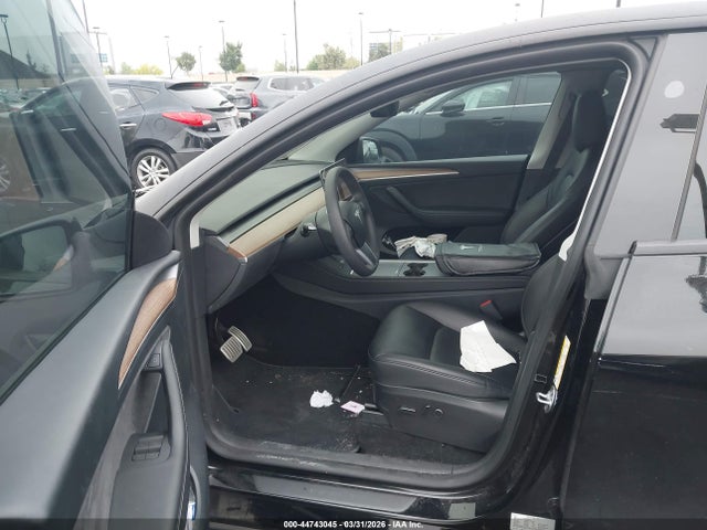 2023 Tesla Model Y Performance Dual Motor All-wheel Drive მანქანა იყიდება აუქციონზე, vin: 7SAYGDEF4PF808076, აუქციონის ნომერი: 44743045