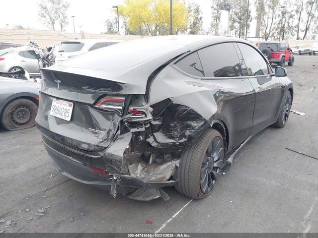 2023 Tesla Model Y Performance Dual Motor All-wheel Drive მანქანა იყიდება აუქციონზე, vin: 7SAYGDEF4PF808076, აუქციონის ნომერი: 44743045