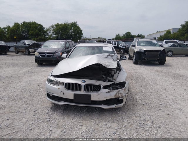 2018 Bmw 330i Xdrive მანქანა იყიდება აუქციონზე, vin: WBA8D9C53JEM33588, აუქციონის ნომერი: 44743052