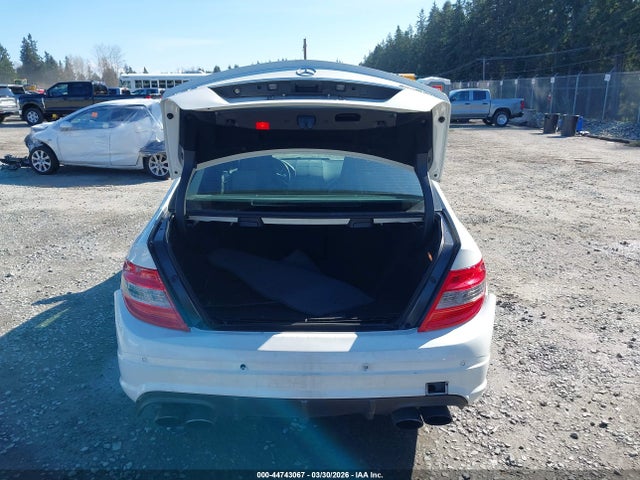 Продаж на аукціоні авто 2009 Mercedes-benz C 63 Amg, vin: WDDGF77X49F243030, номер лоту: 44743067