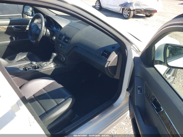 Продаж на аукціоні авто 2009 Mercedes-benz C 63 Amg, vin: WDDGF77X49F243030, номер лоту: 44743067