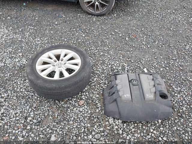 Продаж на аукціоні авто 2014 Volkswagen Touareg Tdi Sport, vin: WVGEP9BP3ED002000, номер лоту: 44743116