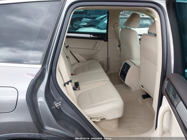 Продаж на аукціоні авто 2014 Volkswagen Touareg Tdi Sport, vin: WVGEP9BP3ED002000, номер лоту: 44743116