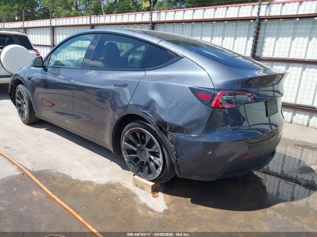 Продаж на аукціоні авто 2021 Tesla Model Y Standard Range Rear-wheel Drive, vin: 5YJYGDED7MF114120, номер лоту: 44743117