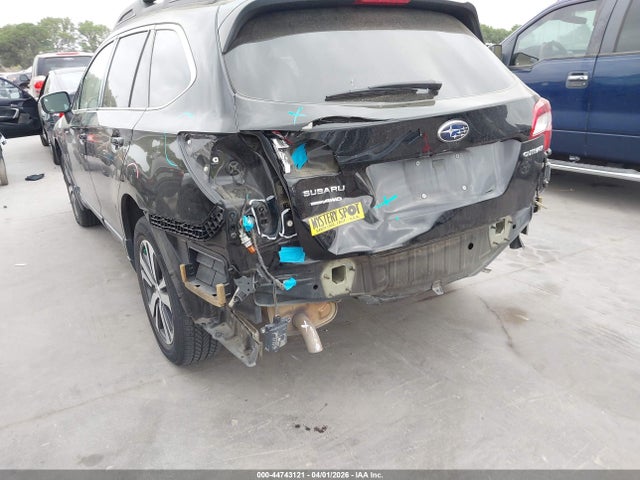 2018 Subaru Outback 2.5i Limited მანქანა იყიდება აუქციონზე, vin: 4S4BSANC0J3285614, აუქციონის ნომერი: 44743121