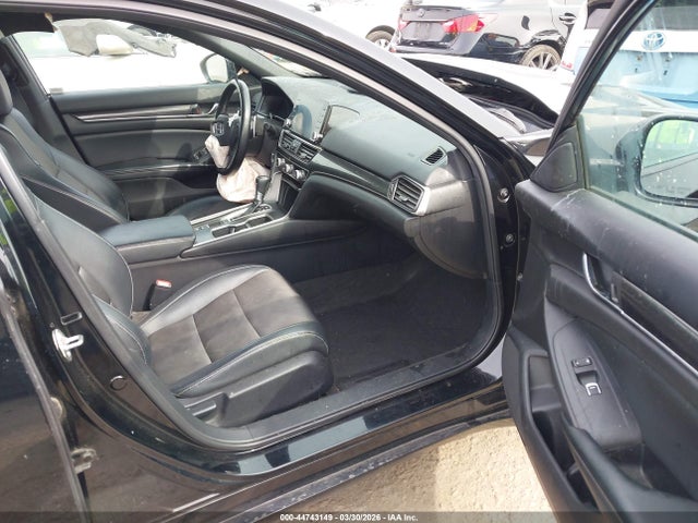 2018 HONDA ACCORD 1HGCV1F33JA241716 Photo 4