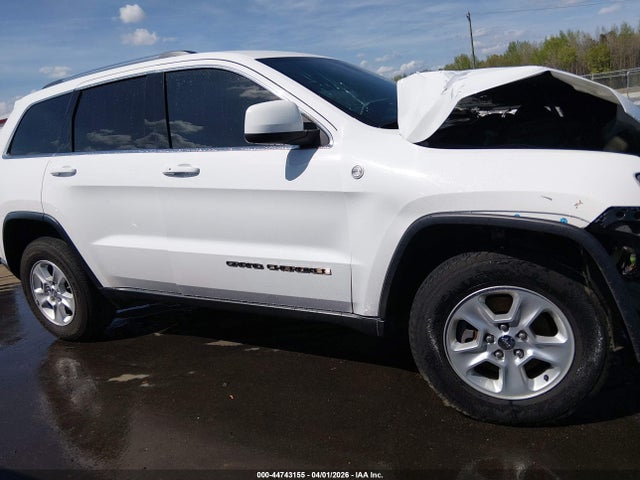 2017 Jeep Grand Cherokee Laredo 4x4 მანქანა იყიდება აუქციონზე, vin: 1C4RJFAG3HC689691, აუქციონის ნომერი: 44743155