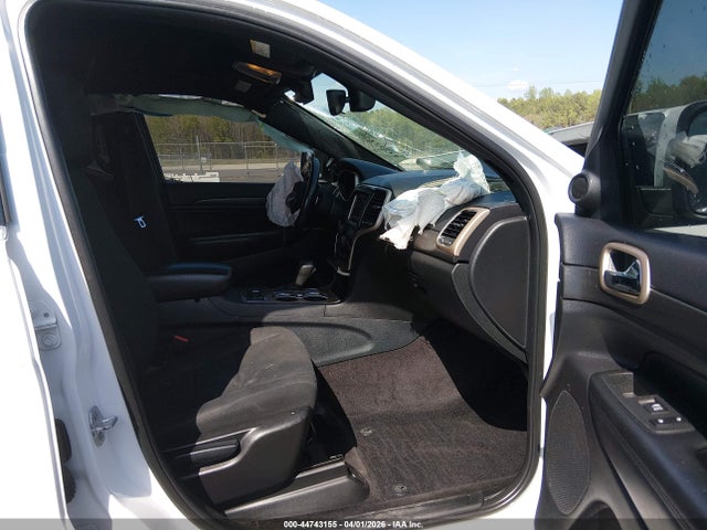 2017 Jeep Grand Cherokee Laredo 4x4 მანქანა იყიდება აუქციონზე, vin: 1C4RJFAG3HC689691, აუქციონის ნომერი: 44743155