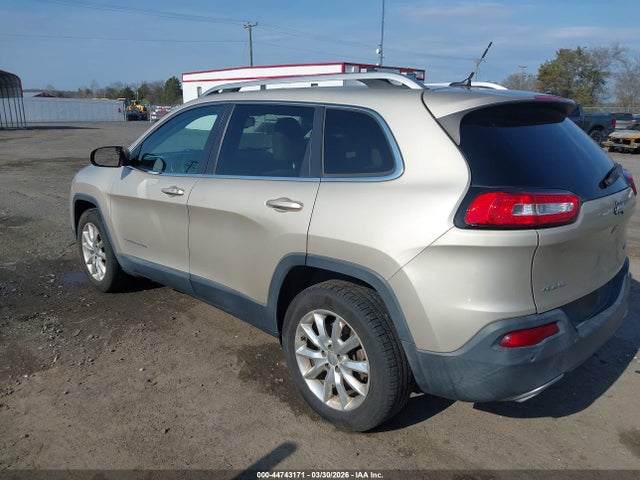 44743171 :رقم المزاد ، 1C4PJMDS3FW685745 vin ، 2015 Jeep Cherokee Limited مزاد بيع