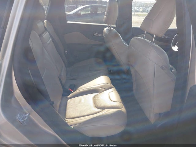 44743171 :رقم المزاد ، 1C4PJMDS3FW685745 vin ، 2015 Jeep Cherokee Limited مزاد بيع