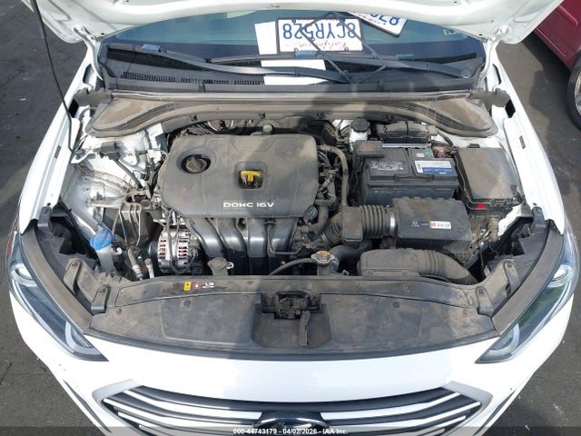 5NPD74LF1JH332196 Hyundai ELANTRA SE