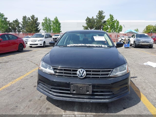 3VW2B7AJ5JM208258 Volkswagen Jetta 1.4t S