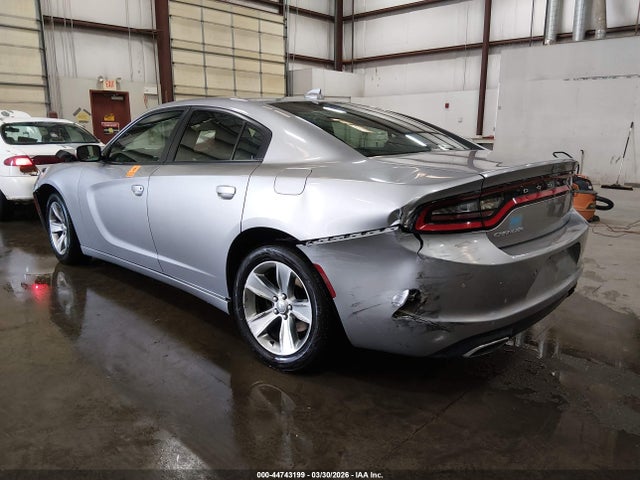 2C3CDXHG6JH152099 Dodge Charger Sxt Plus Rwd