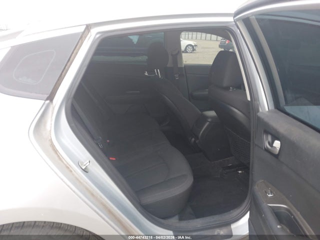 Продажа на аукционе авто 2019 Kia Optima Lx, vin: 5XXGT4L38KG276883, номер лота: 44743218