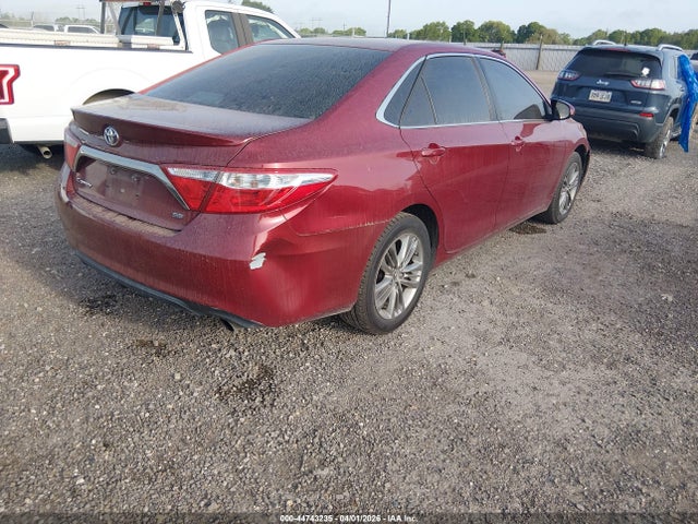 Aukcja sprzedaży 2015 Toyota Camry Se, vin: 4T1BF1FKXFU910015, numer aukcji: 44743235