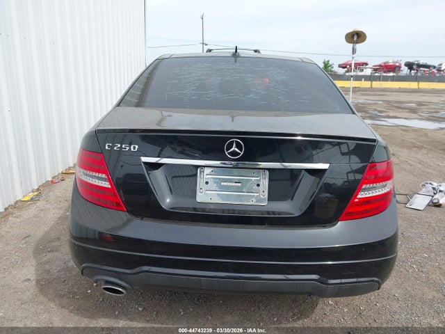 Aukcja sprzedaży 2012 Mercedes-benz C 250 Sport, vin: WDDGF4HB0CA600953, numer aukcji: 44743239