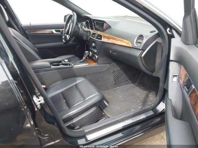 Aukcja sprzedaży 2012 Mercedes-benz C 250 Sport, vin: WDDGF4HB0CA600953, numer aukcji: 44743239