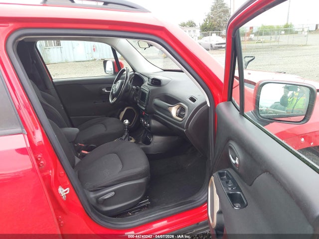 ZACCJABH1FPB95709 Jeep Renegade Latitude