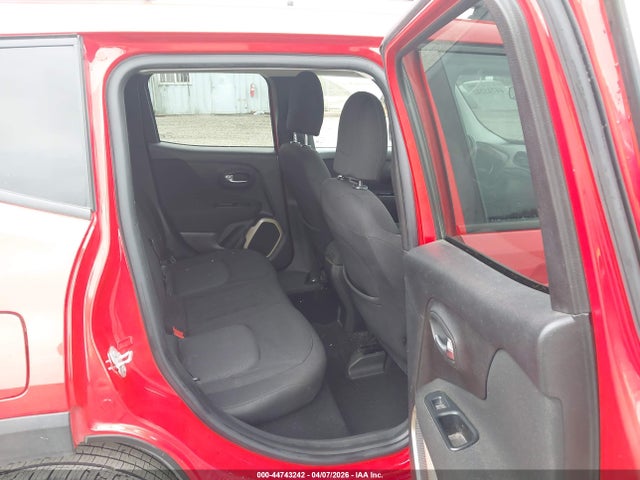 ZACCJABH1FPB95709 Jeep Renegade Latitude