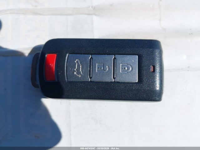 Продаж на аукціоні авто 2014 Mitsubishi Outlander Se, vin: JA4AZ3A30EZ007807, номер лоту: 44743247