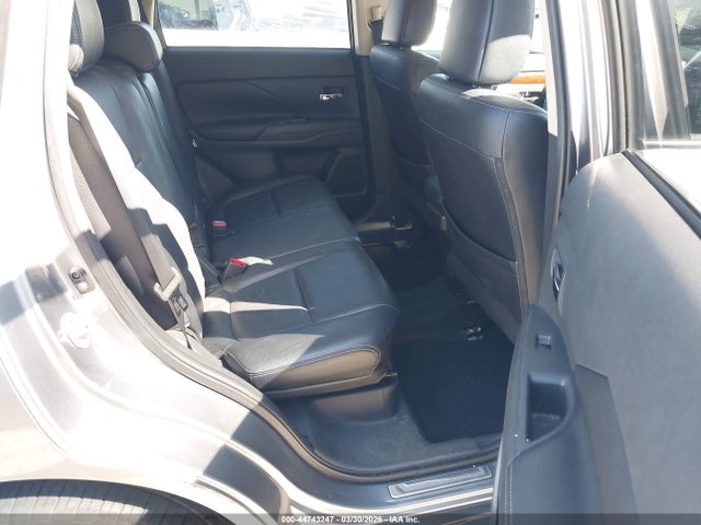 Продаж на аукціоні авто 2014 Mitsubishi Outlander Se, vin: JA4AZ3A30EZ007807, номер лоту: 44743247
