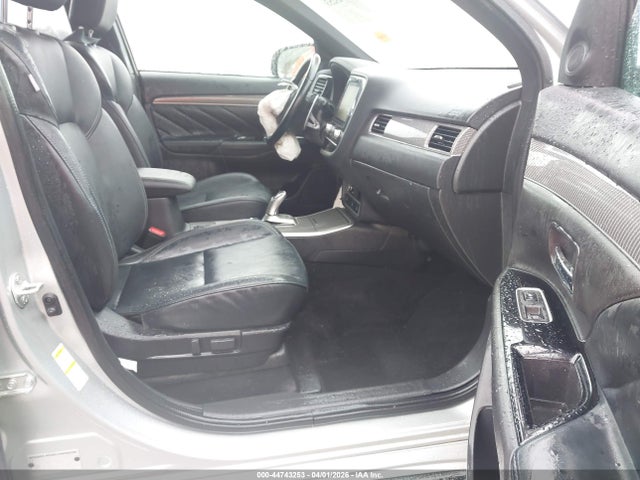 Auction sale of the 2020 Mitsubishi Outlander Phev Sel S-awc, vin: JA4J24A55LZ027821, lot number: 44743253