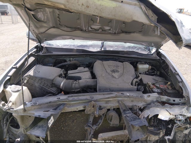 44743258 :رقم المزاد ، 5TFCZ5AN1KX200681 vin ، 2019 Toyota Tacoma Trd Off Road مزاد بيع