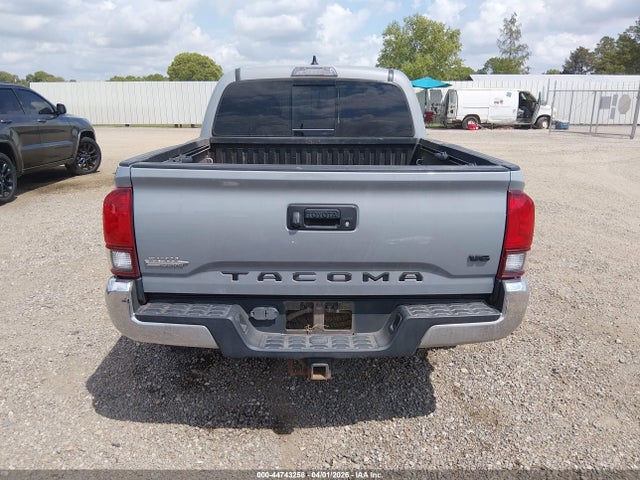 44743258 :رقم المزاد ، 5TFCZ5AN1KX200681 vin ، 2019 Toyota Tacoma Trd Off Road مزاد بيع